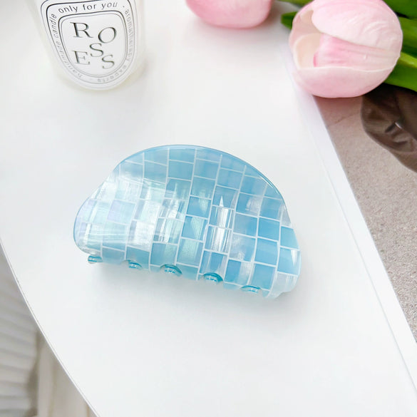 Women's Handmade Sweet Geometric Pvc Semiround Shark Clip Hair Accessories