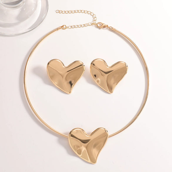 Women's Heart Necklace And Earring Set Electroplated Iron Jewelry With Geometric Light Luxury Design