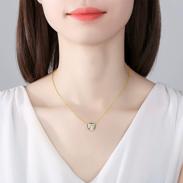 Women's Heart Pendant Necklace With Copper Chain And Zircon Microinlay Simple Elegant Electroplated Jewelry