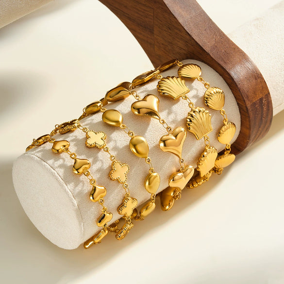 Women's Heart Shaped Shell Pattern Stainless Steel Bracelet With 18K Gold Vacuum Plating And Geometric Light Luxury Style