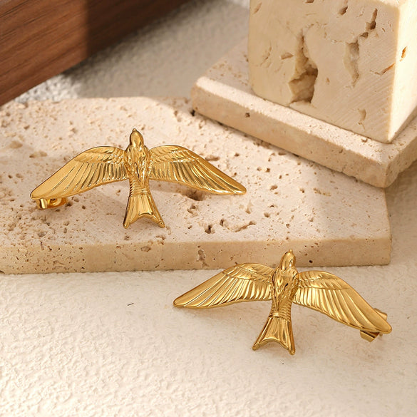 Women's Highend Animal Zodiac Petrel Pigeonshaped Stainless Steel Electroplated Earrings
