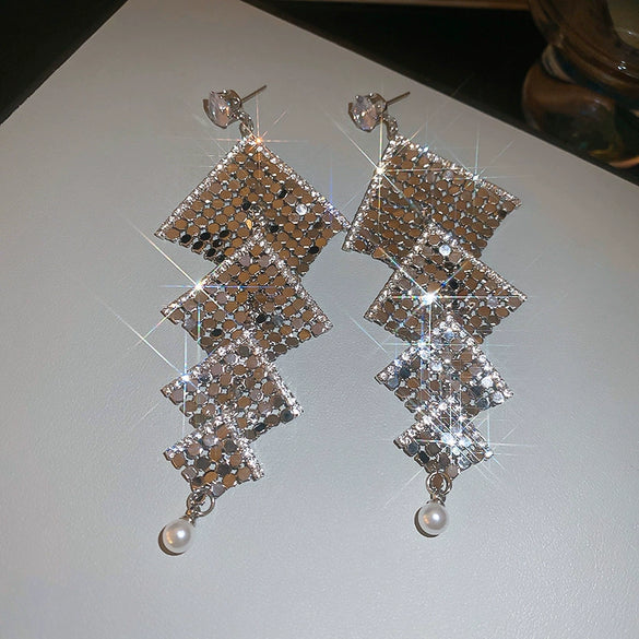 Women's Highend Copper Geometric Zircon Tassel Earrings