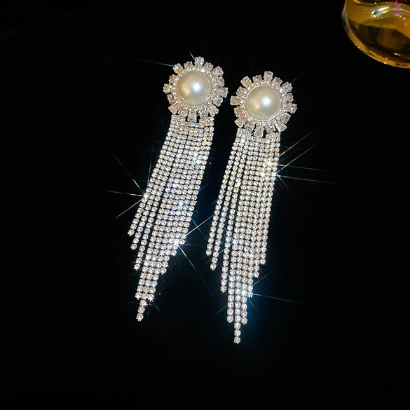 Women's Highend Copper Geometric Zircon Tassel Earrings