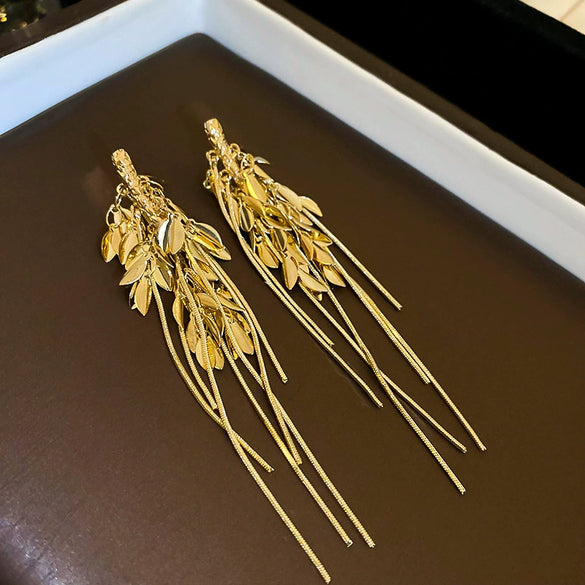 Women's Highend Copper Geometric Zircon Tassel Earrings