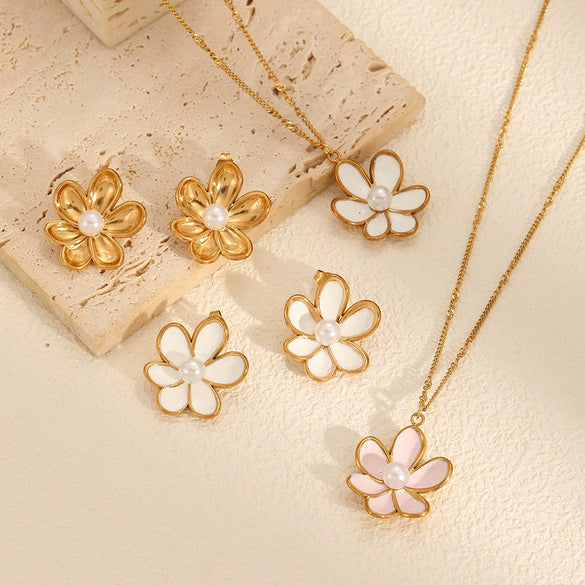 Women's Highend Feel Flower Shape Stainless Steel Electroplated Earrings