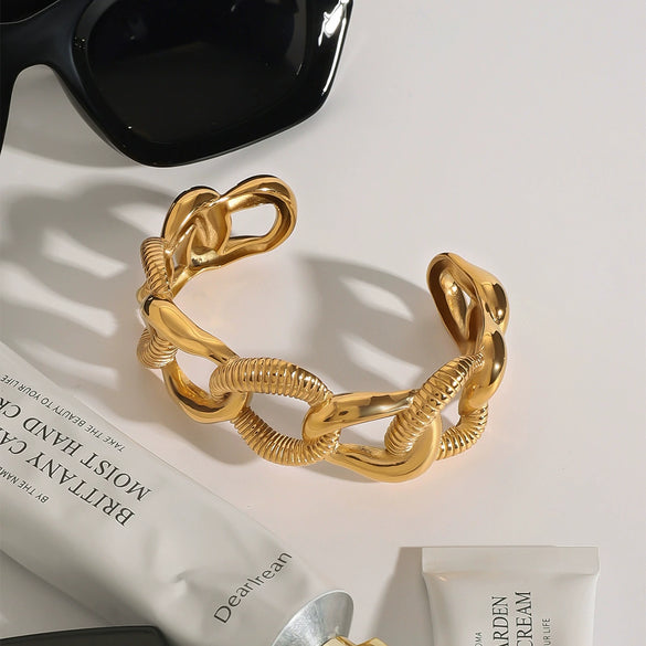 Women's Highend Openend Stainless Steel Gold Bracelet With Geometric Design And Electroplating
