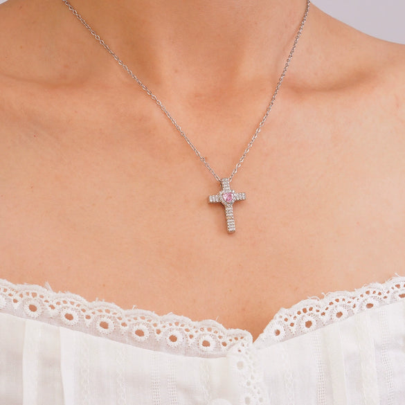Women's Hiphop Light Luxury Style Copper Inlaid Zircon Heart Shape Pendant O Word Chain Electroplated Clavicle Necklace