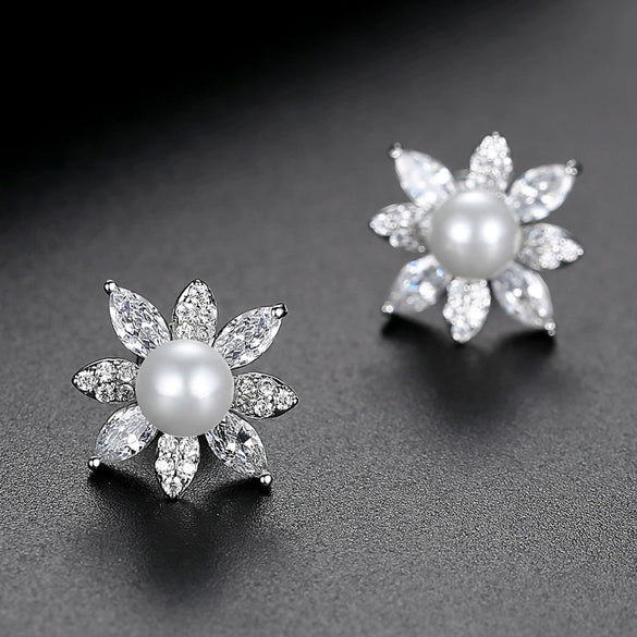 Women's Horseeye Zircon And Crystal Pearl Earrings Geometric Electroplated Copper Fashion Jewelry