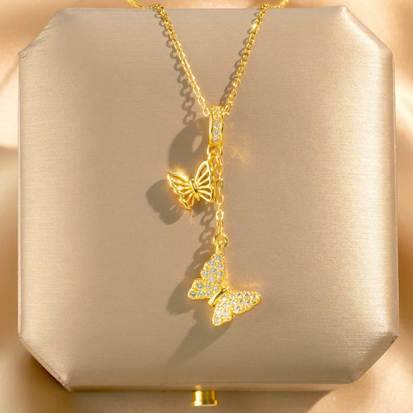 Women's Insects Double Butterfly Pendant Titanium Steel And Copper Necklace With Ochain And Electroplating