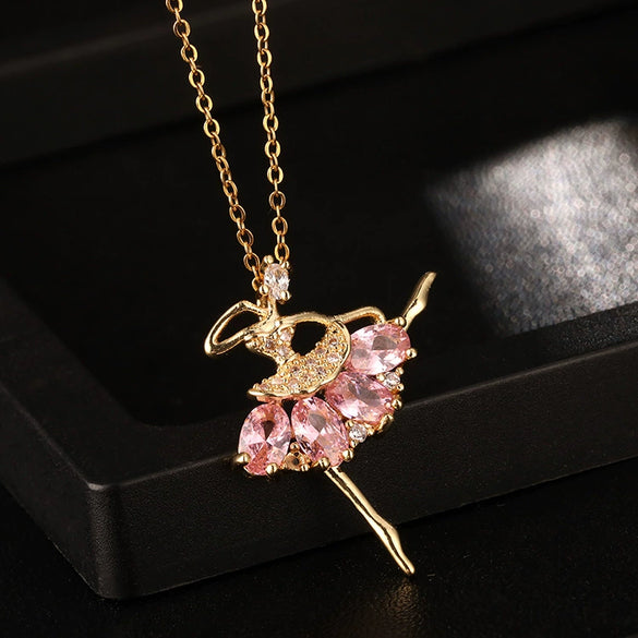Women's Jewelry Copper Titanium Steel Ochain Pendant Necklace With Electroplating Design
