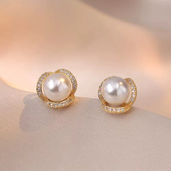 Women's Jewelry Pearl Gemstone Diamond Pendant Necklace Earring Set Titanium Steel Flower Pattern Simple Highend Electroplated