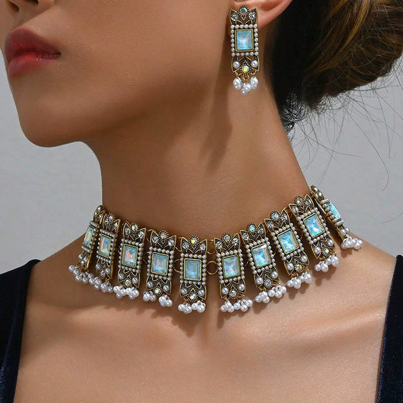 Women's Jewelry Set Alloy Geometric Style Retro Exaggerated With Electroplating And Water Wave Chain