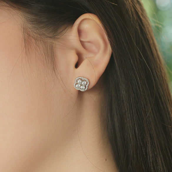 Women's Jewelry Set With S925 Sterling Silver Clover Zircon Inlaid Electroplated