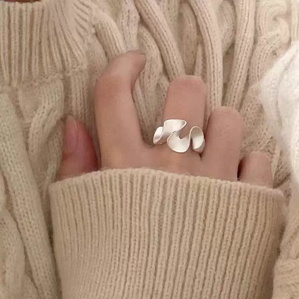 Women's Kstyle Niche Simple Stylish Asymmetrical Rotating Specialshaped S925 Sterling Silver Ring