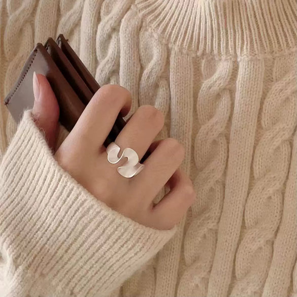 Women's Kstyle Niche Simple Stylish Asymmetrical Rotating Specialshaped S925 Sterling Silver Ring