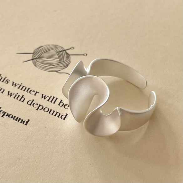 Women's Kstyle Niche Simple Stylish Asymmetrical Rotating Specialshaped S925 Sterling Silver Ring