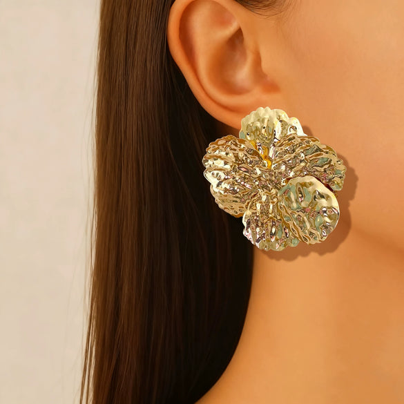 Women's Large Retro Flower Earrings Exaggerated Electroplated Iron Design Bold Cool Style Statement Jewelry