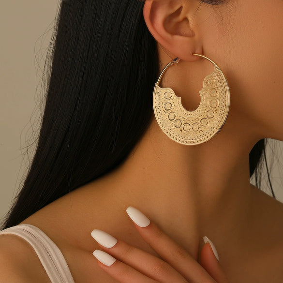 Women's Large Round Cshaped Cutout Earrings Electroplated Iron Geometric Jewelry With Retro Bohemian Style