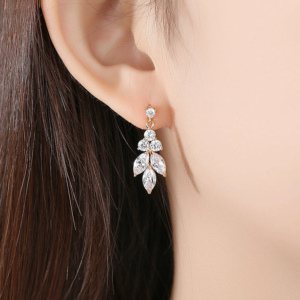 Women's Leaf Pendant Earrings With Microinlaid Zircon Accents Electroplated Copper Elegant Fashion Jewelry