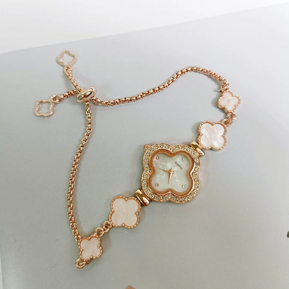 Women's Leisure Alloy And Stainless Steel Fourleaf Clover Flower Shape Diamondencrusted Quartz Bracelet Watch
