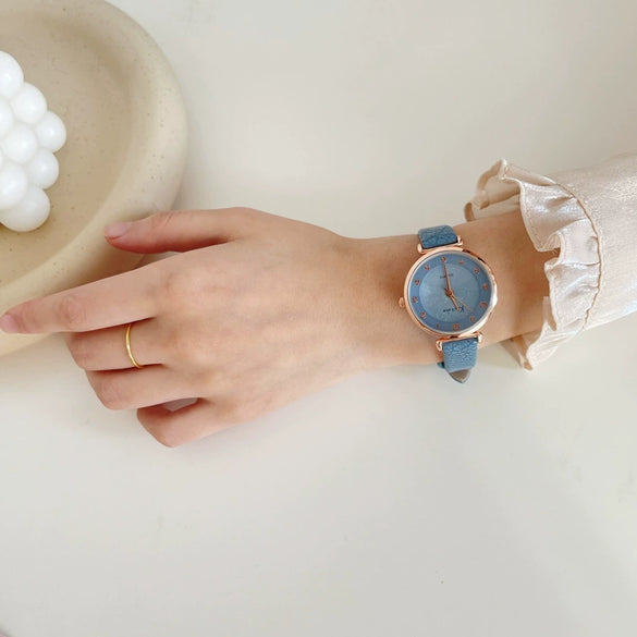 Women's Leisure Alloy Case Ordinary Glass Mirror Digital Scale Quartz Belt Watch
