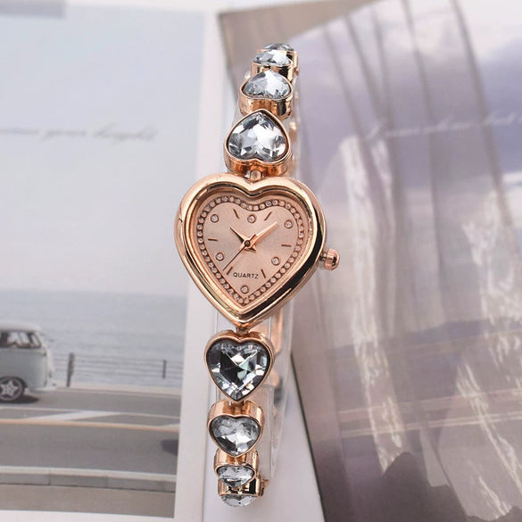 Women's Leisure Heartshaped Alloy Case Quartz Watch