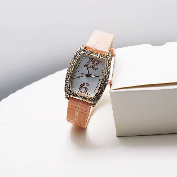 Women's Leisure Quartz Watch With Alloy Case Stainless Steel Strap And Wine Barrel Shape Dial