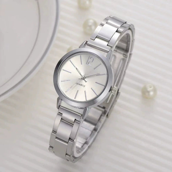 Women's Leisure Quartz Watch With Alloy Strap And Rose Gold Buckle