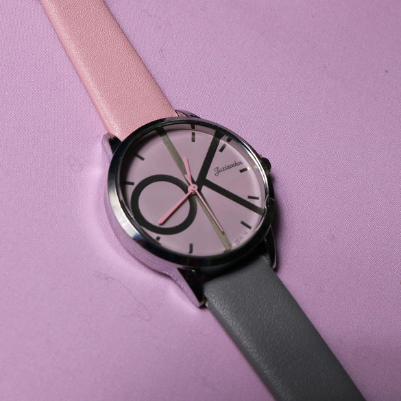 Women's Leisure Round Quartz Watch With Metal Case Pu Strap And Mineral Strengthened Glass Mirror