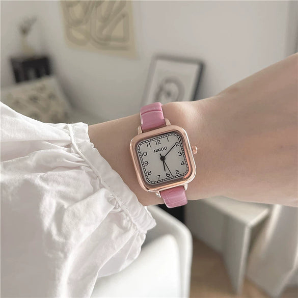 Women's Leisure Square Watch With Alloy Case And Imitation Leather Strap