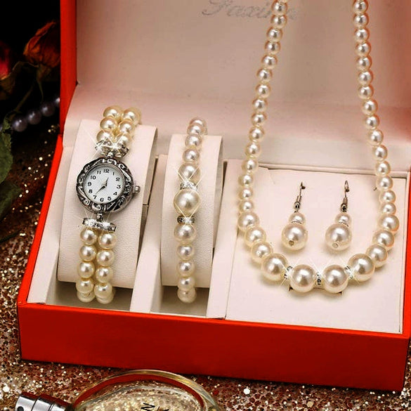 Women's Leisure Style Alloy Band Round Dial Watch With Stainless Steel Clasp