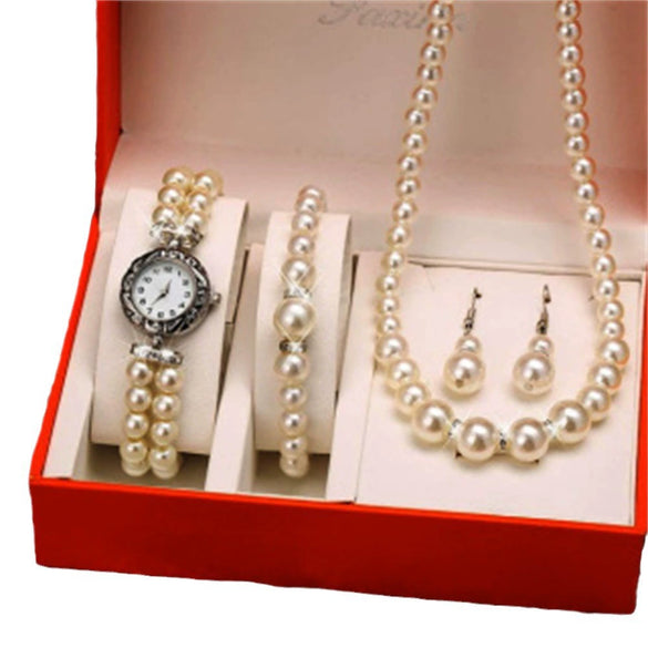 Women's Leisure Style Alloy Band Round Dial Watch With Stainless Steel Clasp