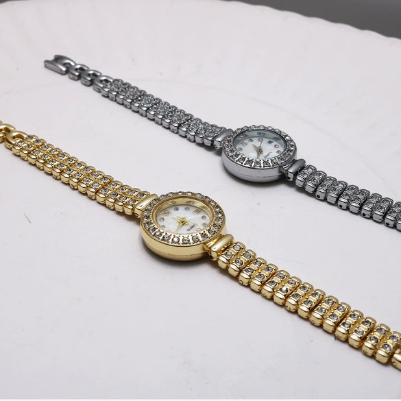 Women's Leisure Style Round Dial Alloy Case Stainless Steel Strap Diamond Bracelet Watch