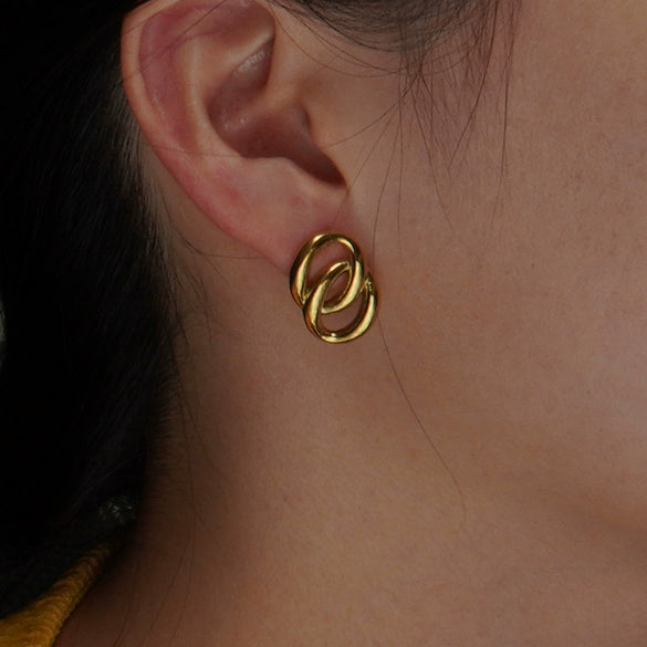 Women's Light Luxury Commuter Geometric Round Titanium Steel Earrings Vacuum Electroplated 18K Gold