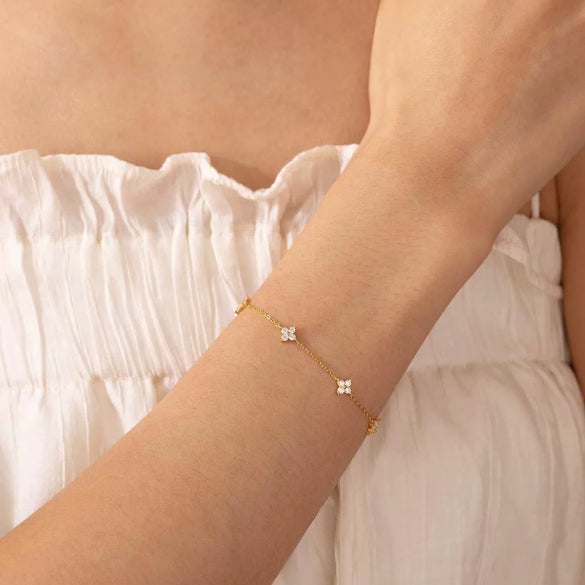Women's Light Luxury Copper Four Leaf Clover Flower Bracelet With Zircon Electroplated Adjustable Elegant Jewelry