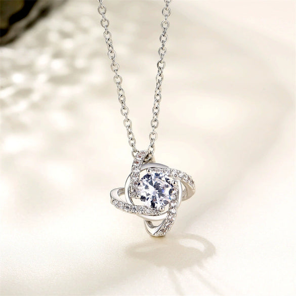 Women's Light Luxury Copper Four Leaf Clover Zircon Necklace With Mixed Gem Inlay O Chain Clavicle Necklace