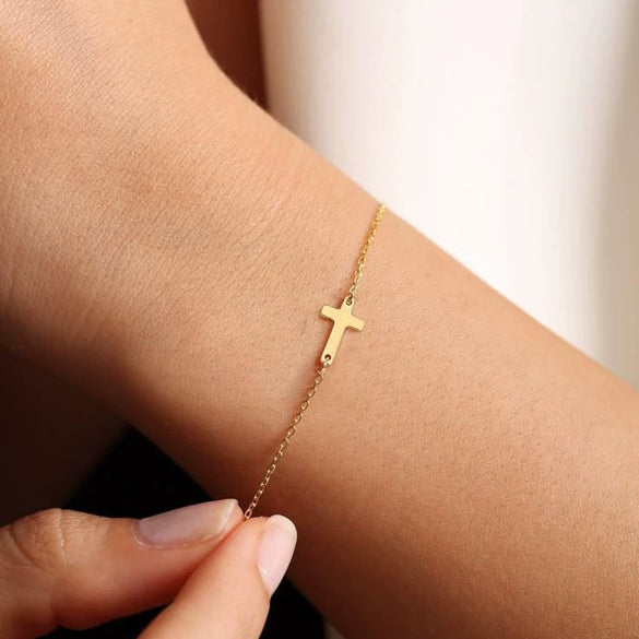 Women's Light Luxury Copper Geometric Cross Bracelet With Electroplated Simple Versatile Fine Jewelry Design
