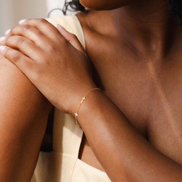 Women's Light Luxury Copper Geometric Cross Bracelet With Electroplated Simple Versatile Fine Jewelry Design