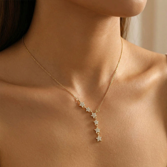 Women's Light Luxury Copper Star Pendant Necklace With Gold Electroplated Finish Elegant Fashion Jewelry Gift
