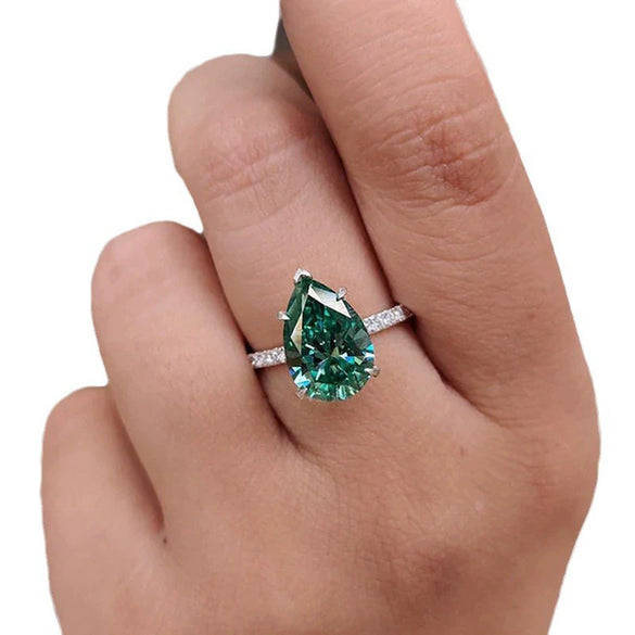 Women's Light Luxury Elegant Dropshaped Copper Ring Inlaid With Zircon