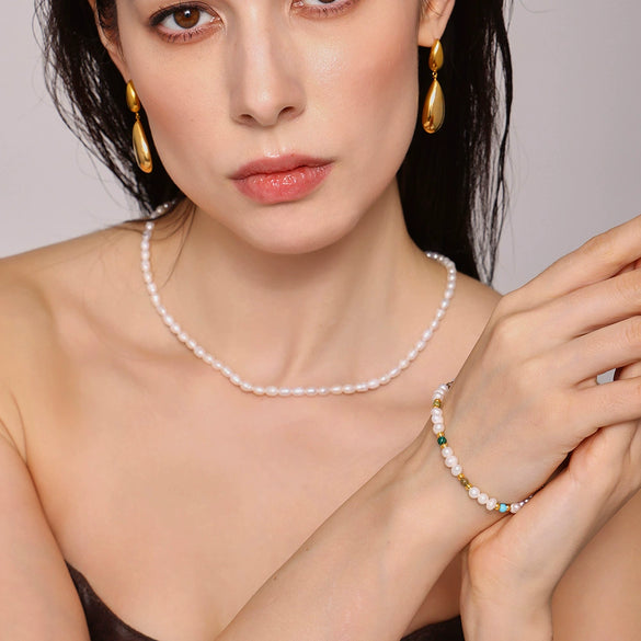 Women's Light Luxury Freshwater Pearl Natural Stone Geometric Electroplated Bracelet