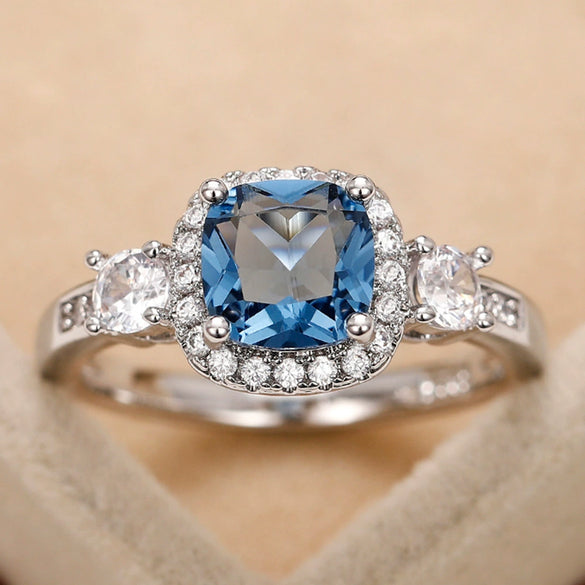 Women's Light Luxury Geometric Copper Zircon Ring