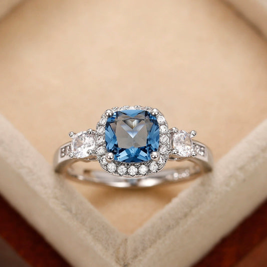 Women's Light Luxury Geometric Copper Zircon Ring