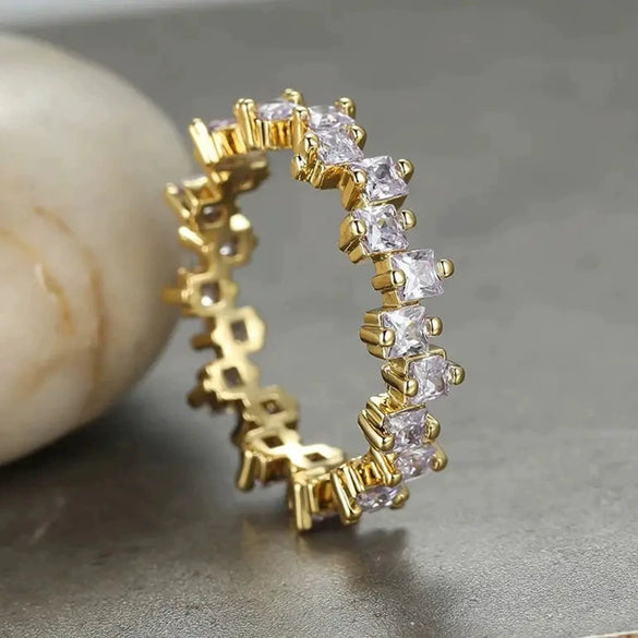 Women's Light Luxury Geometric Copper Zircon Ring