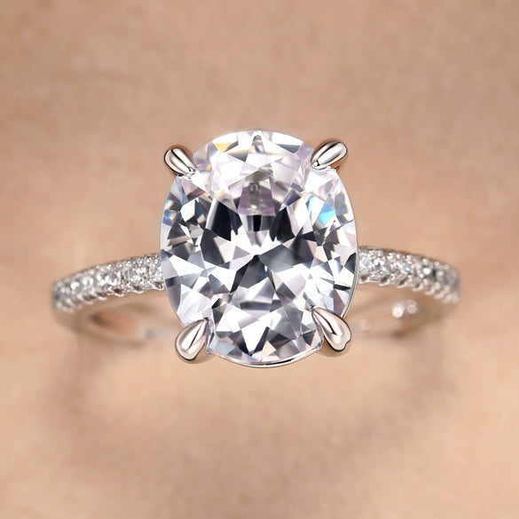 Women's Light Luxury Geometric Inlaid Zircon Copper Wedding Ring