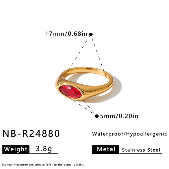 Women's Light Luxury Geometric Stainless Steel Ring With Zircon Inlay And 18K Gold Vacuum Plated Finish