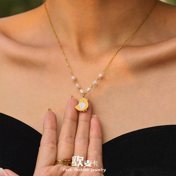 Women's Light Luxury Geometric Stainless Steel Shell Freshwater Cultured Pearl Necklace With Titanium Steel Pendant And Electroplating