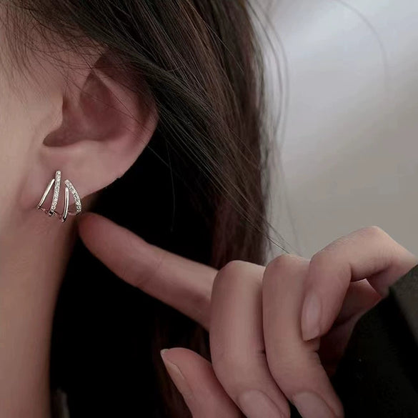 Women's Light Luxury Geometry Sterling Silver Stud Earrings With Delicate Diamond Accent And Fine Craftsmanship