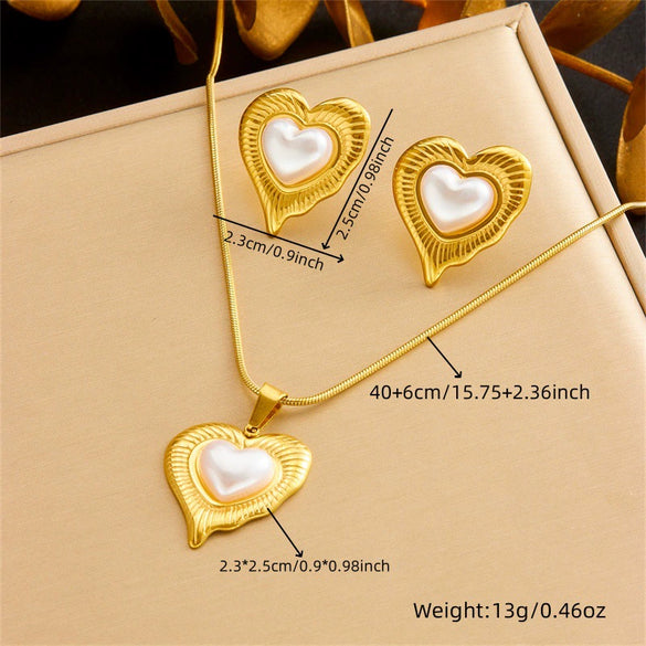 Women's Light Luxury Love Heart Stainless Steel Jewelry Set With Electroplating Bracelet Necklace Earrings