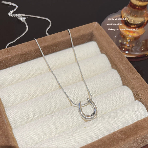 Women's Light Luxury Niche Ushaped Titanium Steel Necklace With Mixed Gemstone Setting Pendant And Cross Chain Electroplated